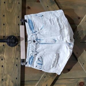 MUSTARD SEED WHITE WASHED DISTRESSED JEAN SHORTS SIZE SMALL
